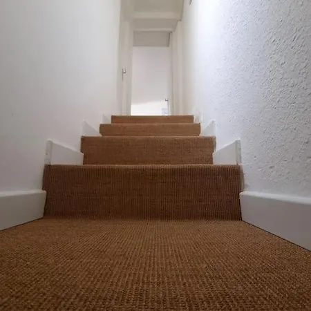 Le Petit Ecusson A La Cathedrale Appartement *