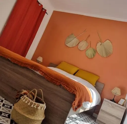 Le Petit Ecusson à La Cathédrale Apartamento Nimes